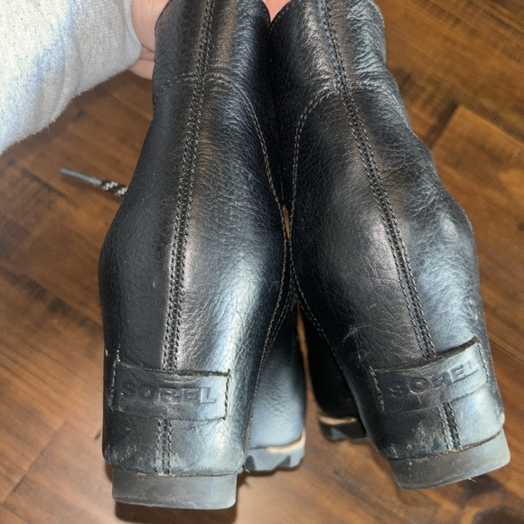 Sorel Sandy Wedge Boots - Picture 10 of 10